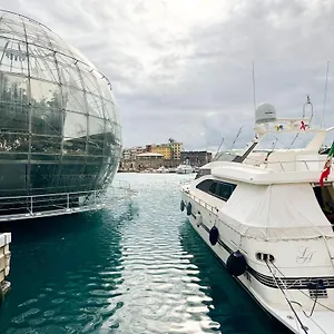 Botel Bb Boat Lady A, Genova